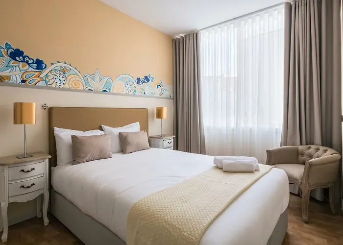 Camarinha Oporto Apartments